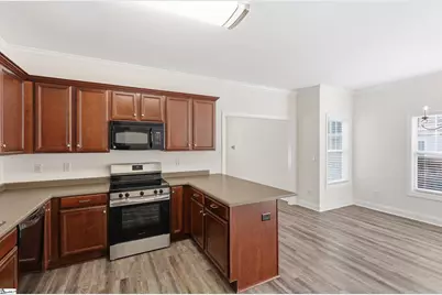 201 Lincoln Street, Greenville, SC 29601 - Photo 11