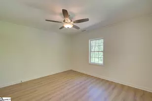 210 Rison Rd, Greenville, SC 29611 - Photo 33