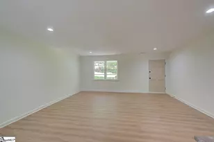210 Rison Rd, Greenville, SC 29611 - Photo 11