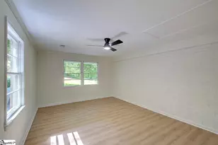 210 Rison Rd, Greenville, SC 29611 - Photo 23