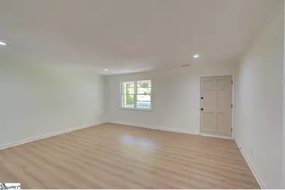 210 Rison Road, Greenville, SC 29611 - Photo 9