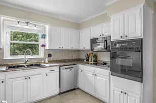 711 Confederate Cir, Taylors, SC 29687 - Photo 13