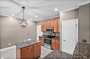207 Louisville Dr, Greenville, SC 29607 - Photo 9