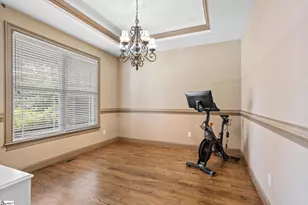 207 Beechwood Dr, Greer, SC 29651 - Photo 5