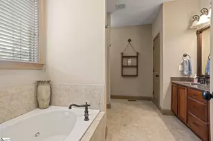 207 Beechwood Dr, Greer, SC 29651 - Photo 21