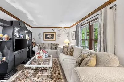 120 E Woodburn Drive, Taylors, SC 29687 - Photo 5