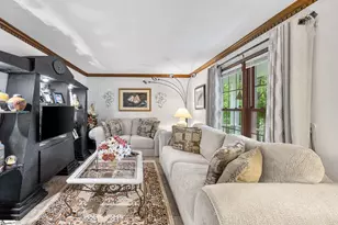 120 E Woodburn Dr, Taylors, SC 29687 - Photo 5