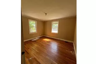 2507 Poinsett Hwy, Greenville, SC 29609 - Photo 15