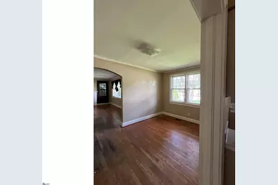 2507 Poinsett Highway, Greenville, SC 29609 - Photo 5