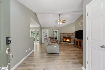 340 Camperdown Court, Easley, SC 29642 - Photo 3