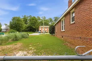 429 Grove St, Greenwood, SC 29646 - Photo 29