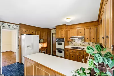 303 Hillsborough Drive, Greenville, SC 29615 - Photo 7