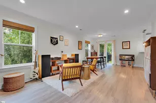 222 W Rd, Travelers Rest, SC 29690 - Photo 5