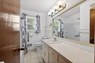 7011 White Horse Rd, Greenville, SC 29611 - Photo 17