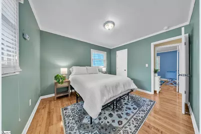 119 W Montclair Avenue, Greenville, SC 29609 - Photo 17