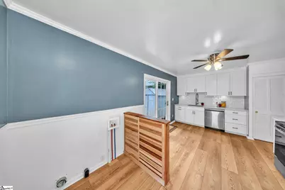 119 W Montclair Avenue, Greenville, SC 29609 - Photo 9