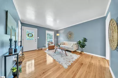 119 W Montclair Avenue, Greenville, SC 29609 - Photo 7