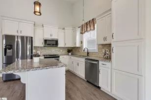 811 Abberly Trl, Greer, SC 29651 - Photo 5