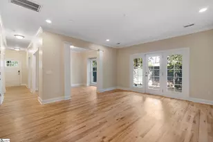 4 Cureton St, Greenville, SC 29605 - Photo 15