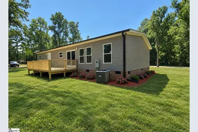 67 Carroll Drive, Laurens, SC 29360 - Photo 3