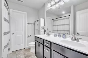 410 King St, Greer, SC 29651 - Photo 13