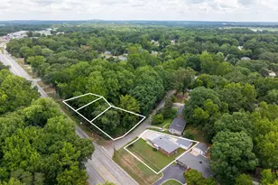31 Twin Springs Dr, Greenville, SC 29605 - Photo 3