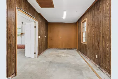 200 Sherwood Drive, Laurens, SC 29360 - Photo 43
