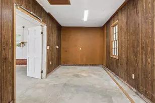 200 Sherwood Dr, Laurens, SC 29360 - Photo 43