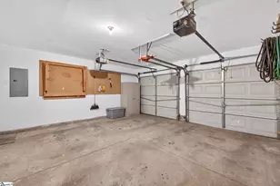 205 Summitbluff Dr, Greenville, SC 29617 - Photo 23