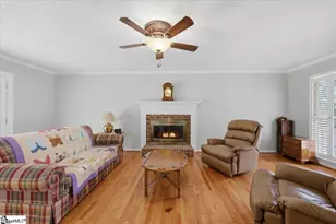 402 Latrobe Dr, Simpsonville, SC 29681 - Photo 7