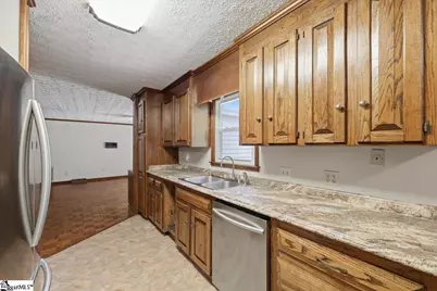 3184 N Hwy 14, Greer, SC 29651 - Photo 15