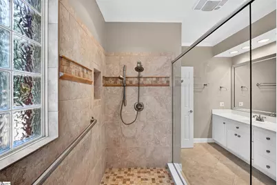 143 W Woodglen Road, Spartanburg, SC 29301 - Photo 13
