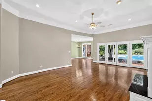 143 W Woodglen Rd, Spartanburg, SC 29301 - Photo 3