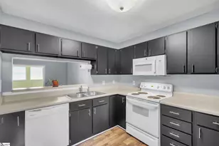 124 Shockley St, Taylors, SC 29687 - Photo 5