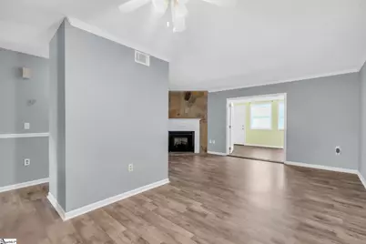 124 Shockley Street, Taylors, SC 29687 - Photo 9