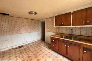 315 W Beattie St, Liberty, SC 29657 - Photo 7