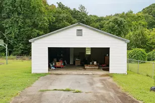 2740 Torrington Rd, Laurens, SC 29360 - Photo 19