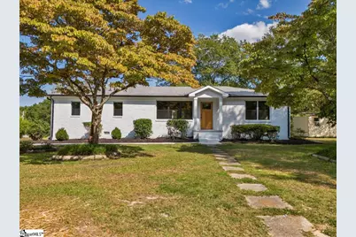 210 Woodfield Avenue, Fountain Inn, SC 29644 - Photo 1