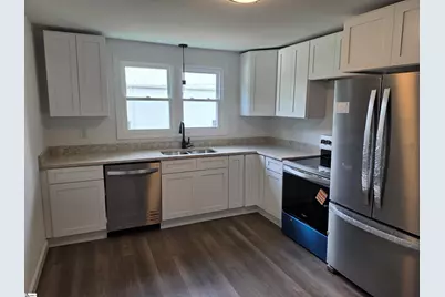 8 W First Street, Williamston, SC 29697 - Photo 5
