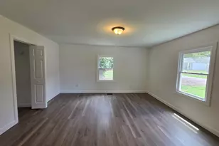 8 W 1st St, Williamston, SC 29697 - Photo 15