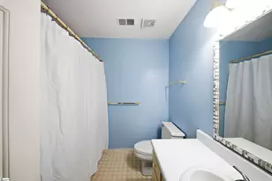 504 S Townes Ct, Spartanburg, SC 29301 - Photo 13