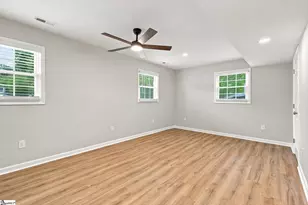 420 Cloverdale Ln, Simpsonville, SC 29681 - Photo 15