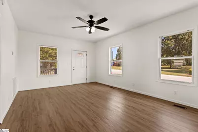 101 Gordon Street, Clinton, SC 29325 - Photo 5