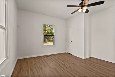 101 Gordon Street, Clinton, SC 29325 - Photo 9