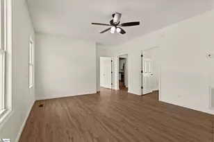 101 Gordon St, Clinton, SC 29325 - Photo 3