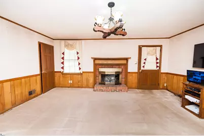 108 Ridgeway Drive, Spartanburg, SC 29301 - Photo 5