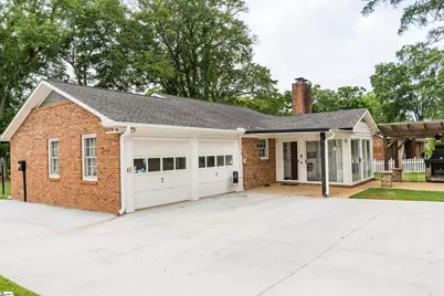 108 Ridgeway Drive, Spartanburg, SC 29301 - Photo 3