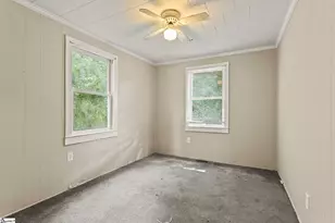 23 Black St, Williamston, SC 29697 - Photo 11