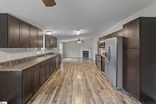 20 Bramlett Rd, Taylors, SC 29687 - Photo 5