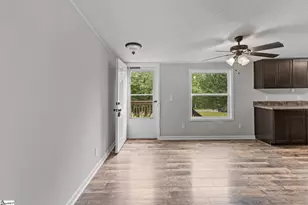 20 Bramlett Rd, Taylors, SC 29687 - Photo 3